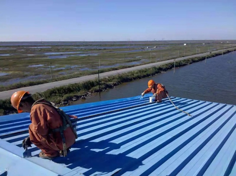 洪山钢结构屋面漏水原因